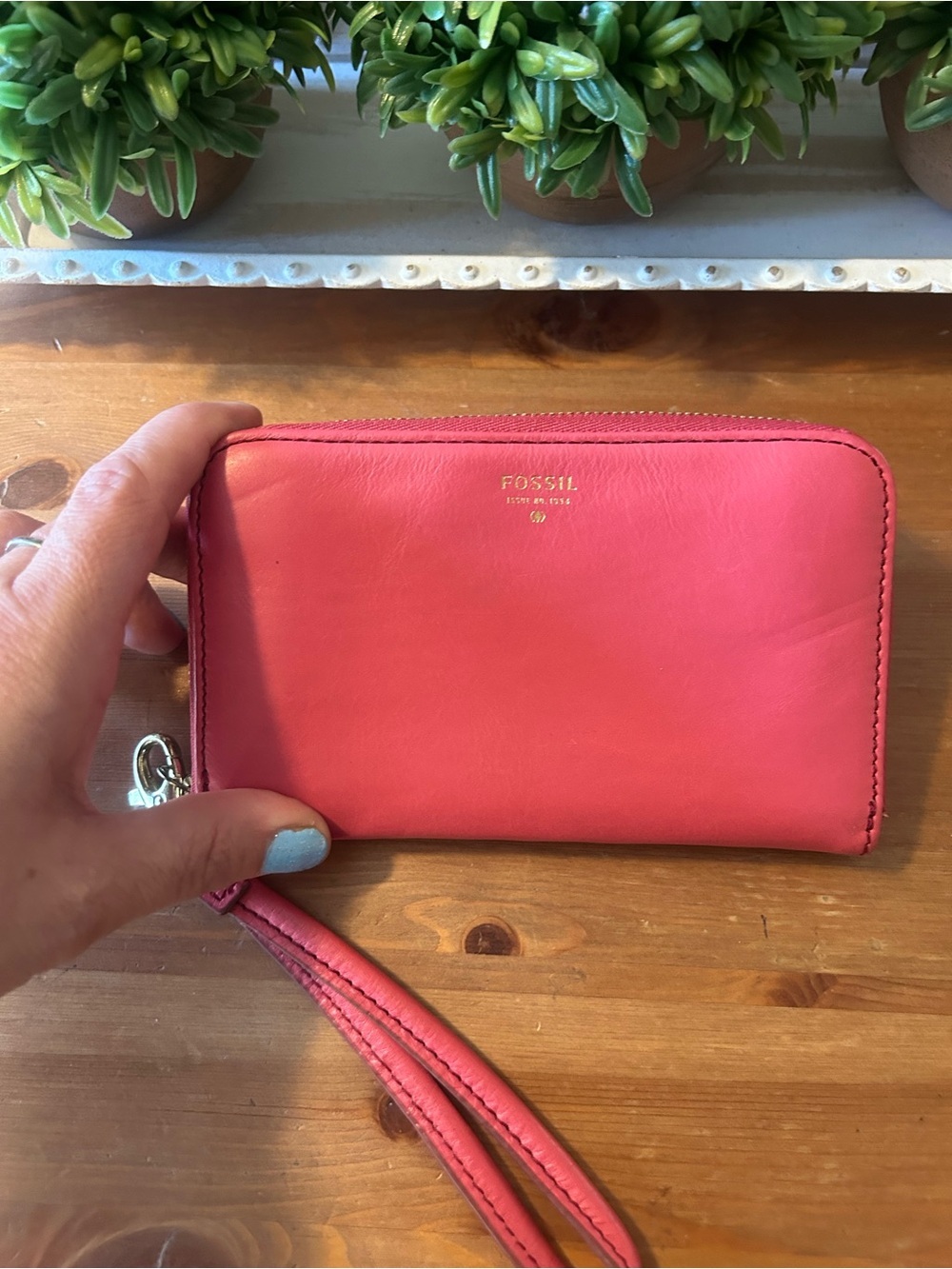 Fossil coral wallet with wristlet
